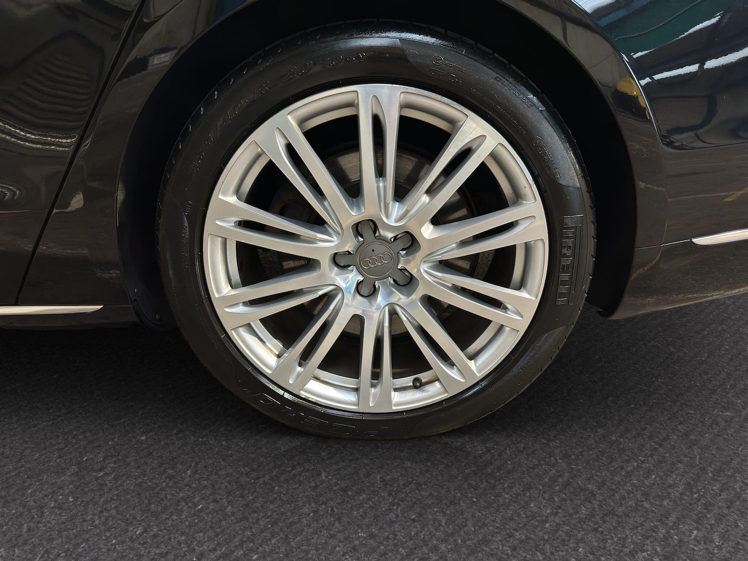 Used Audi A8 2014 for sale - 76423732: Photo 23