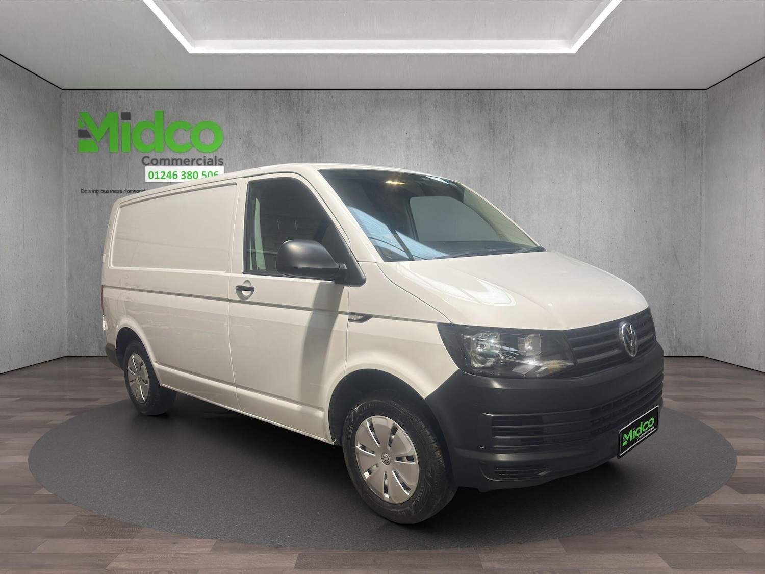 Used Volkswagen Transporter 2016 for sale - 76633254: Photo 1