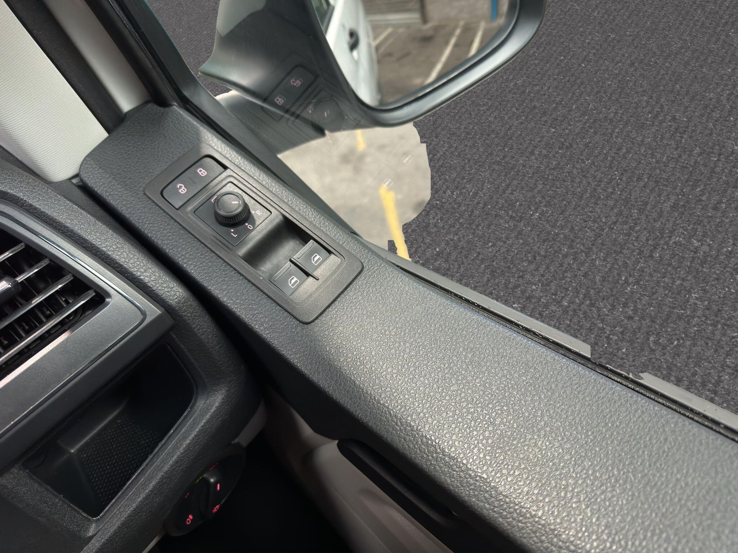 Used Volkswagen Transporter 2016 for sale - 76633254: Photo 12