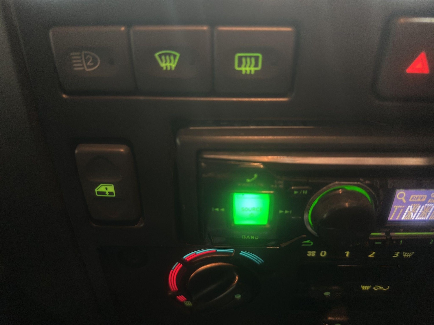 Used Land Rover Defender 2009 for sale - 76572459: Photo 26