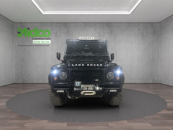 Used Land Rover Defender 2009 for sale - 76572459: Photo