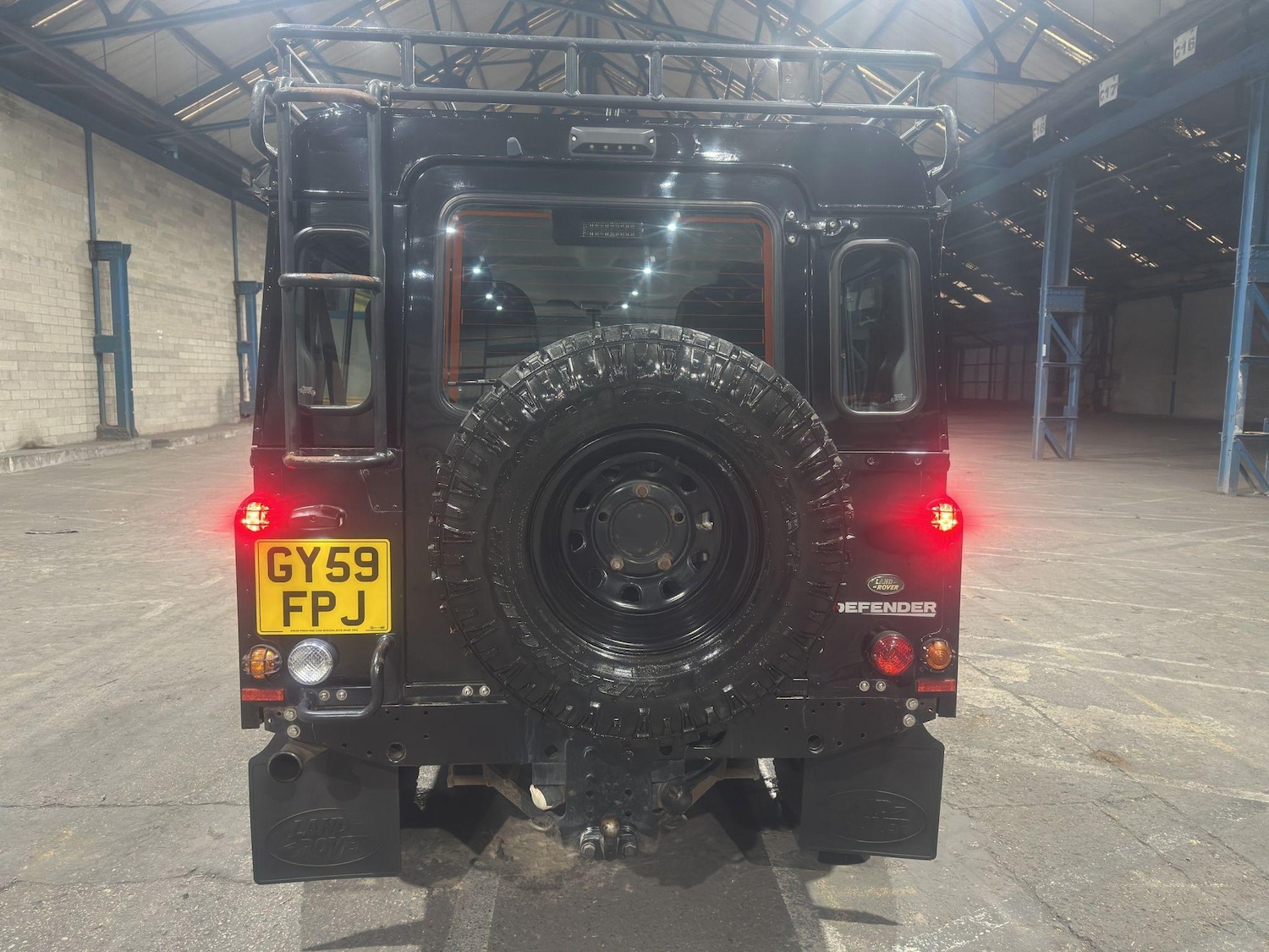 Used Land Rover Defender 2009 for sale - 76572459: Photo 31