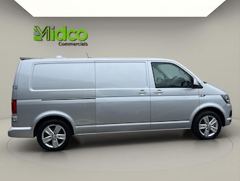 Used Volkswagen Transporter 2017 for sale - 79565777: Photo