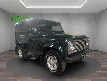 Used Land Rover Defender 2010 for sale - 75977098: Photo
