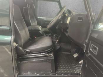Used Land Rover Defender 90 2010 for sale - 74666739: Photo