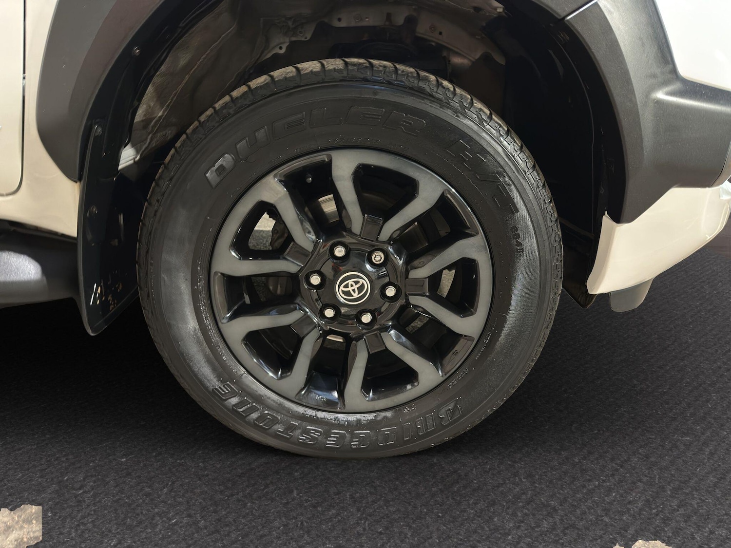 Used Toyota Hilux 2023 for sale - 76398230: Photo 22