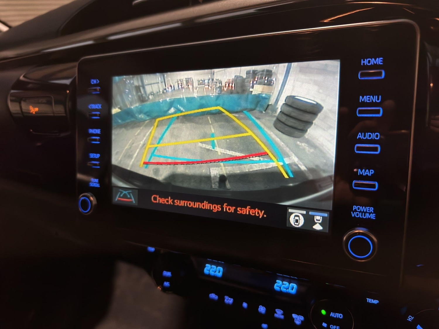 Used Toyota Hilux 2023 for sale - 76398230: Photo 26