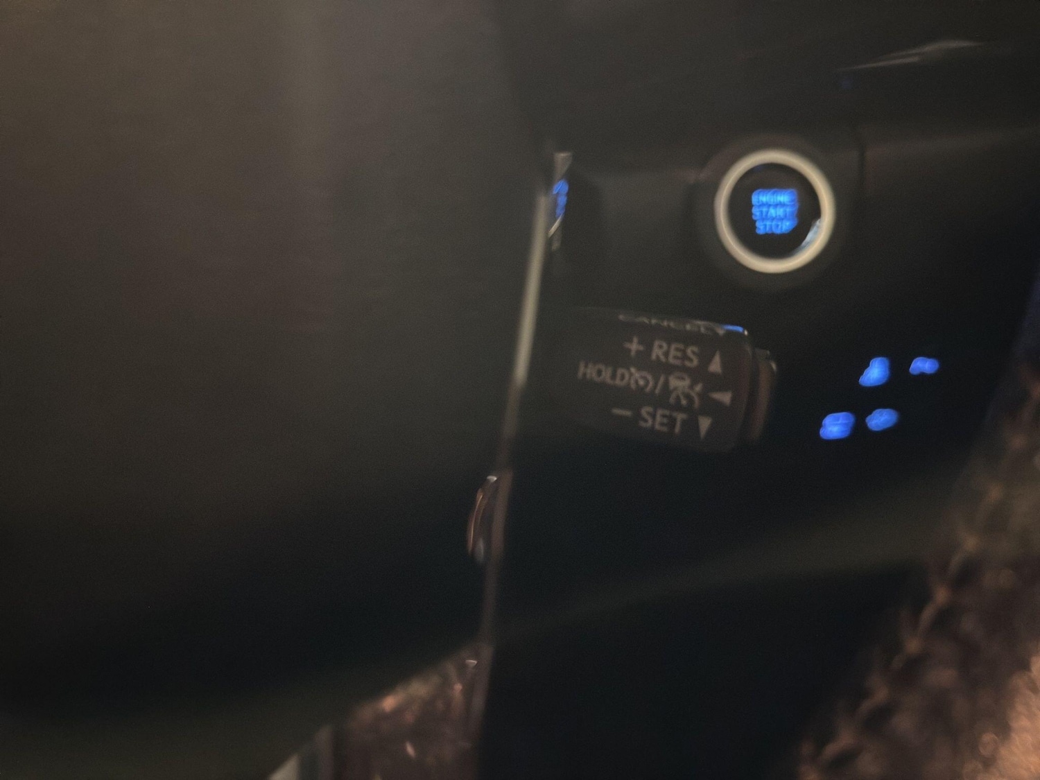 Used Toyota Hilux 2023 for sale - 76398230: Photo 27