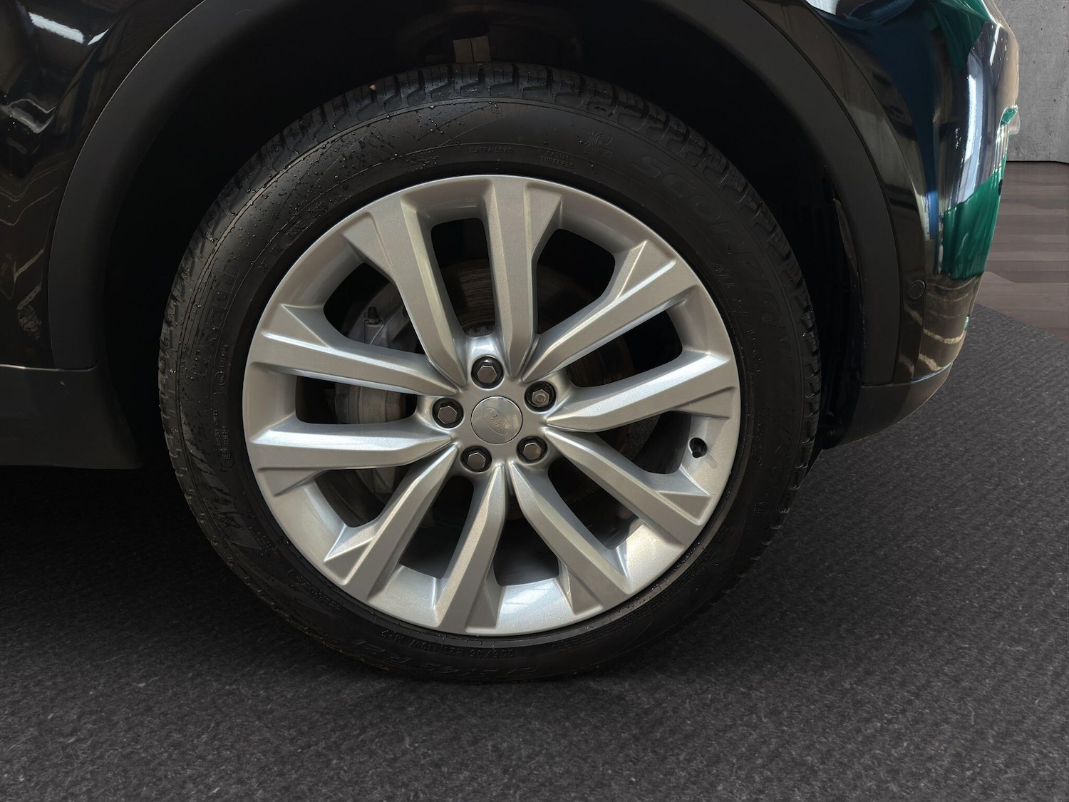 Used Land Rover Discovery 2021 for sale - 77253573: Photo 21