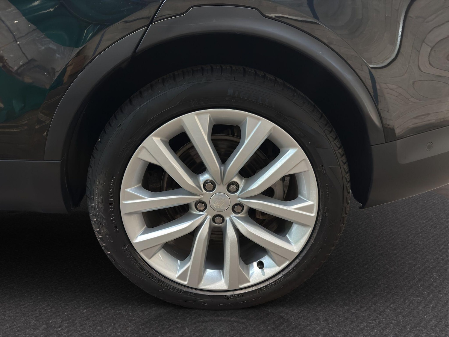 Used Land Rover Discovery 2021 for sale - 77253573: Photo 23