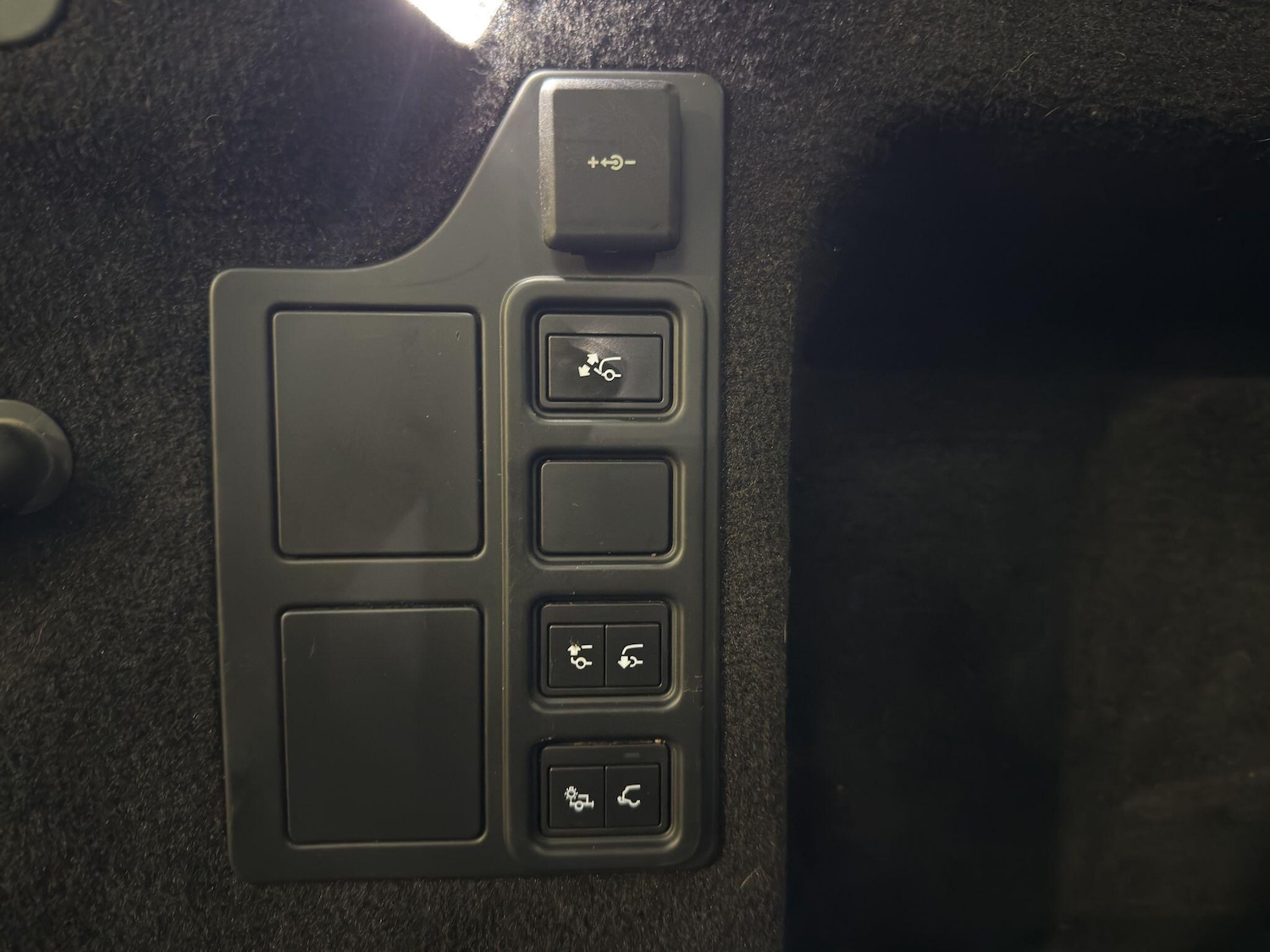 Used Land Rover Discovery 2021 for sale - 77253573: Photo 25