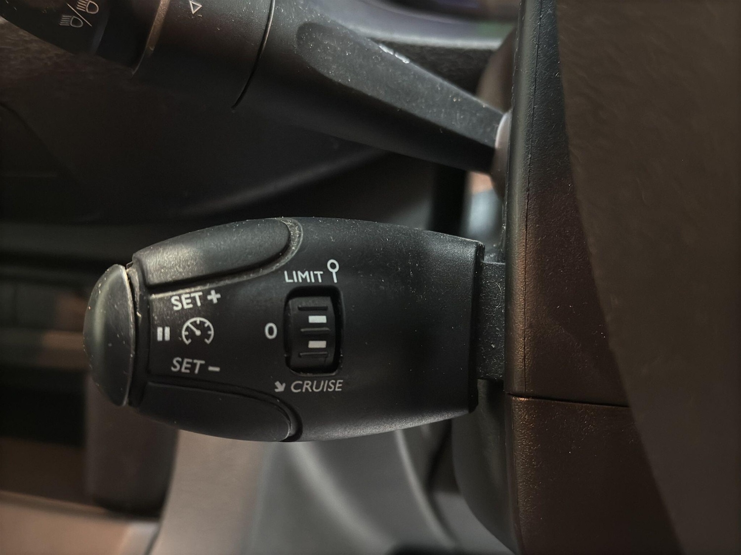 Used Peugeot Expert 2020 for sale - 77202682: Photo 28