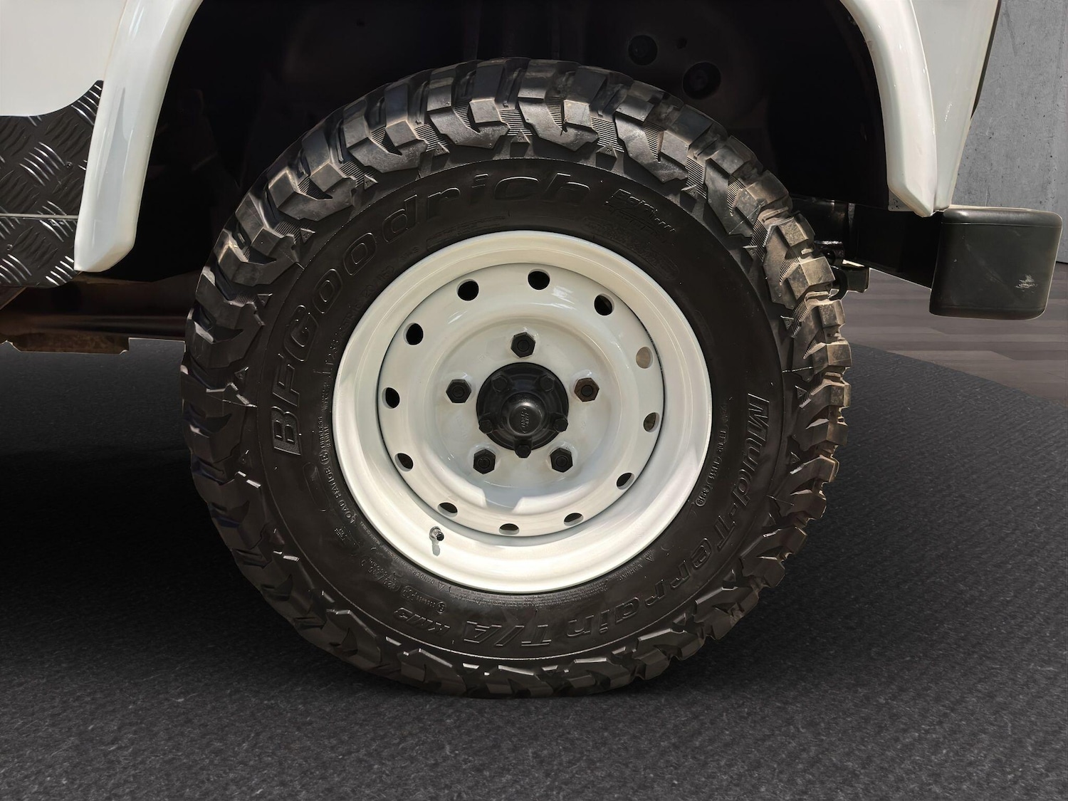 Used Land Rover Defender 2016 for sale - 76573472: Photo 19