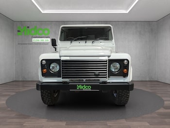 Used Land Rover Defender 2016 for sale - 76573472: Photo