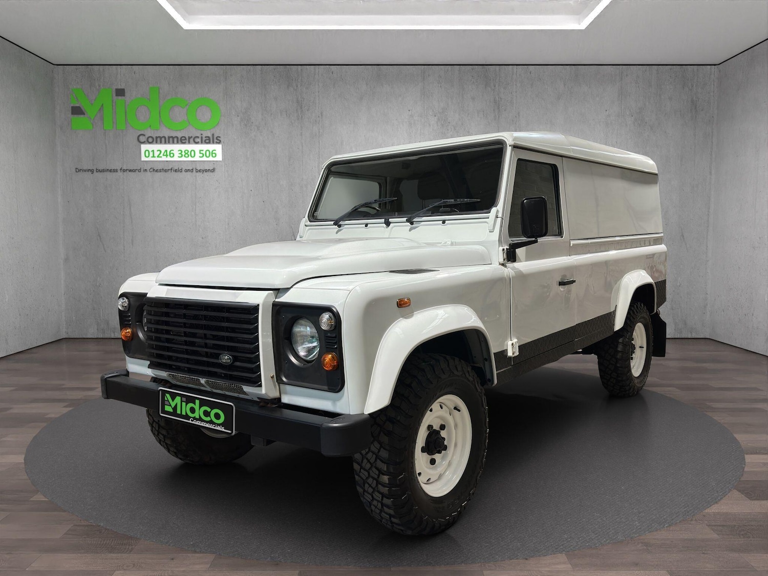 Used Land Rover Defender 2016 for sale - 76573472: Photo 3