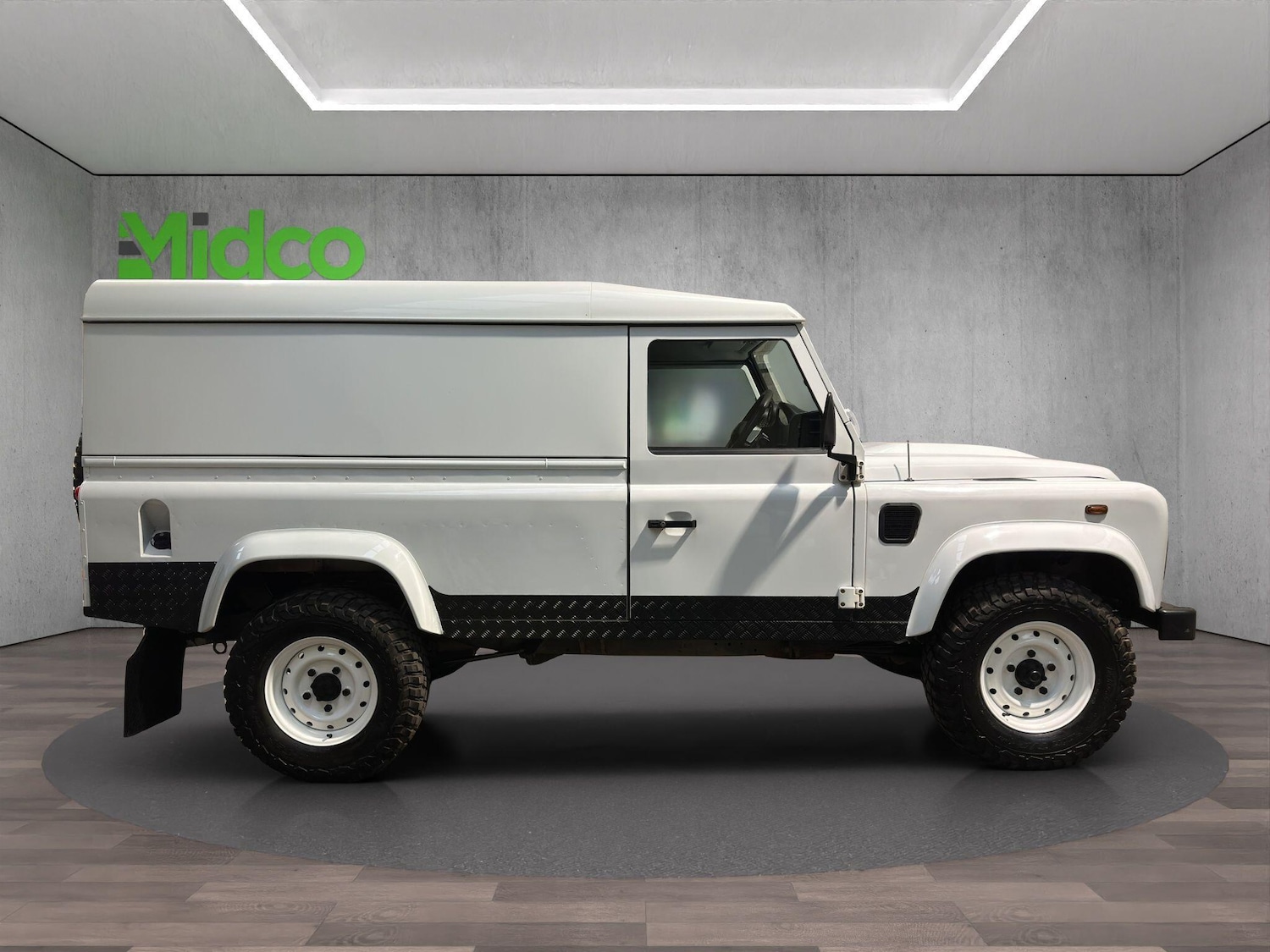 Used Land Rover Defender 2016 for sale - 76573472: Photo 9