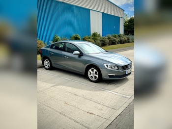 Used Volvo S60 2017 for sale - 76571969: Photo