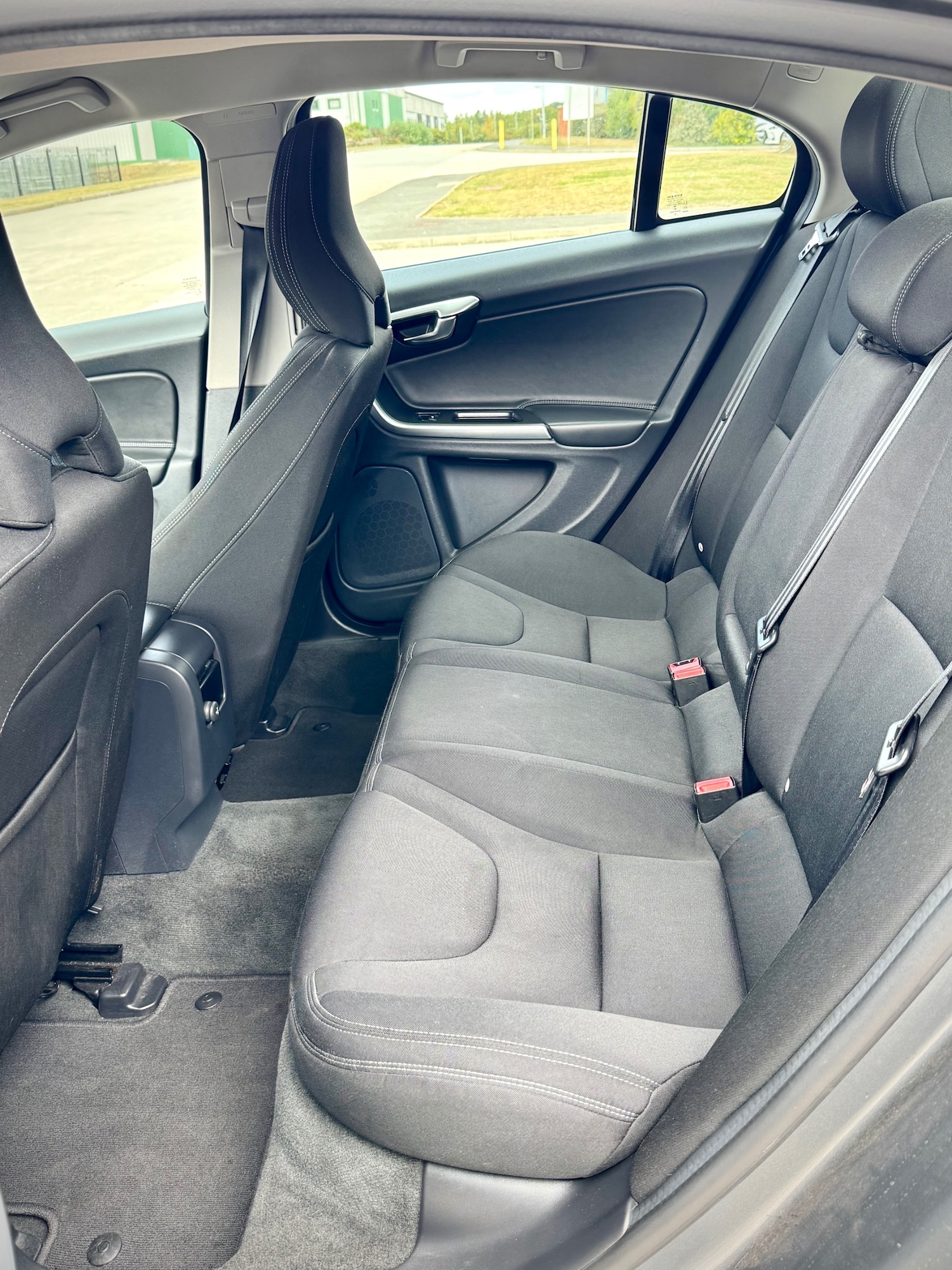 Used Volvo S60 2017 for sale - 76571969: Photo 9