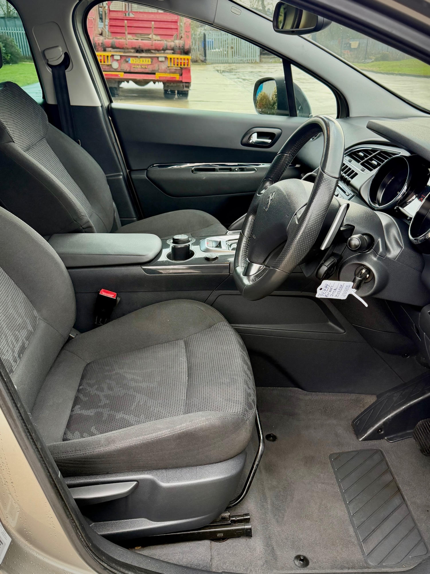 Used Peugeot 3008 2012 for sale - 77490749: Photo 12