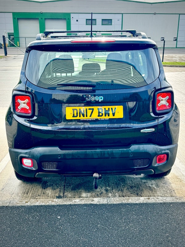 Used Jeep Renegade 2017 for sale - 76174356: Photo 4