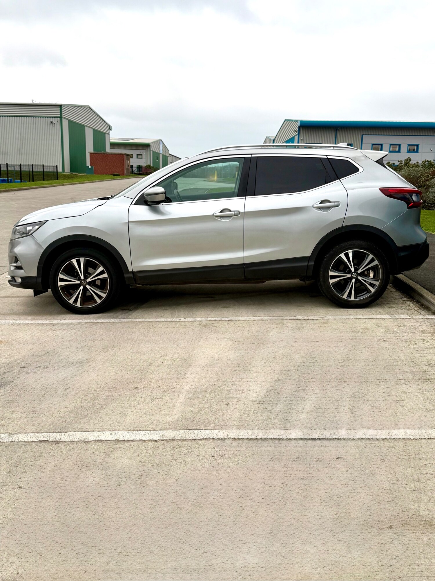 Used Nissan Qashqai 2017 for sale - 77450792: Photo 6