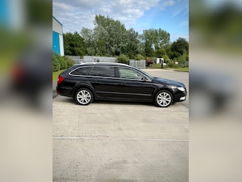 Used Skoda Superb 2012 for sale - 78821136: Photo