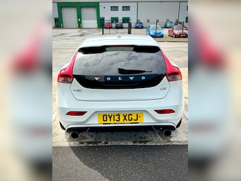 Used Volvo V40 2013 for sale - 75750128: Photo