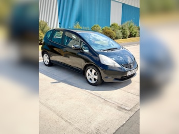 Used Honda Jazz 2010 for sale - 79383598: Photo