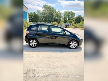 Used Honda Jazz 2010 for sale - 79383598: Photo