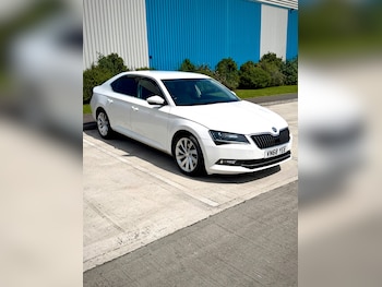 Used Skoda Superb 2018 for sale - 79383296: Photo