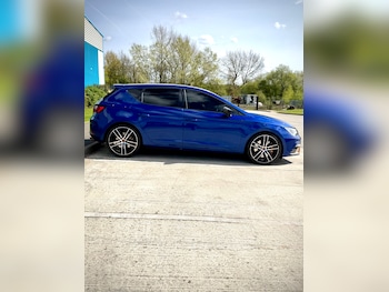 Used SEAT Leon 2019 for sale - 78389310: Photo