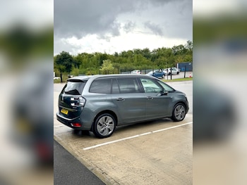 Used Citroen C4 Grand Picasso 2016 for sale - 76190105: Photo 3