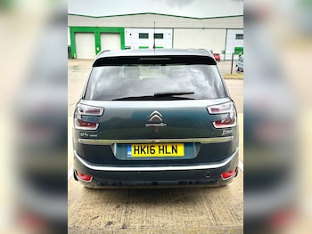 Used Citroen C4 Grand Picasso 2016 for sale - 76190105: Photo 4