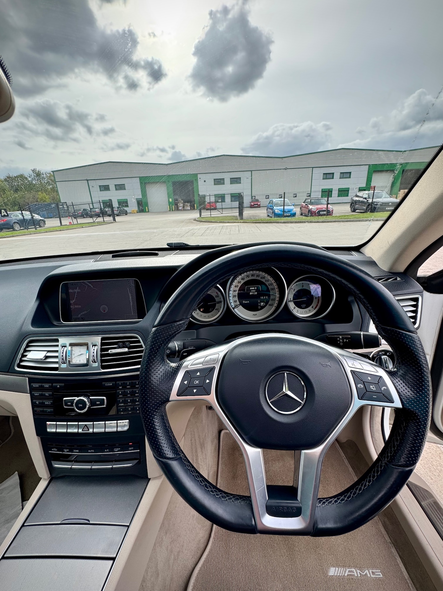 Used Mercedes-Benz E Class 2014 for sale - 76571439: Photo 12