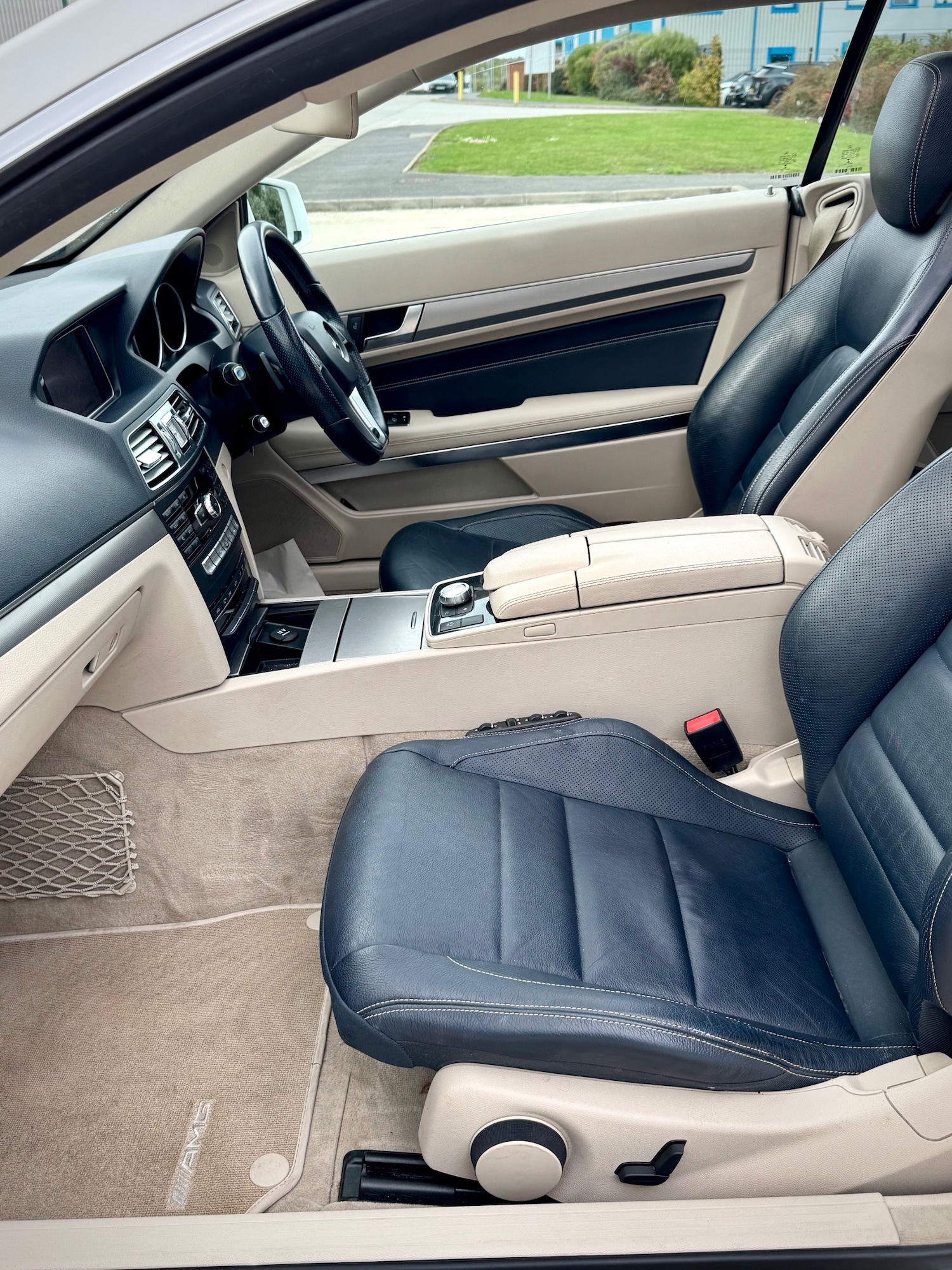 Used Mercedes-Benz E Class 2014 for sale - 76571439: Photo 9