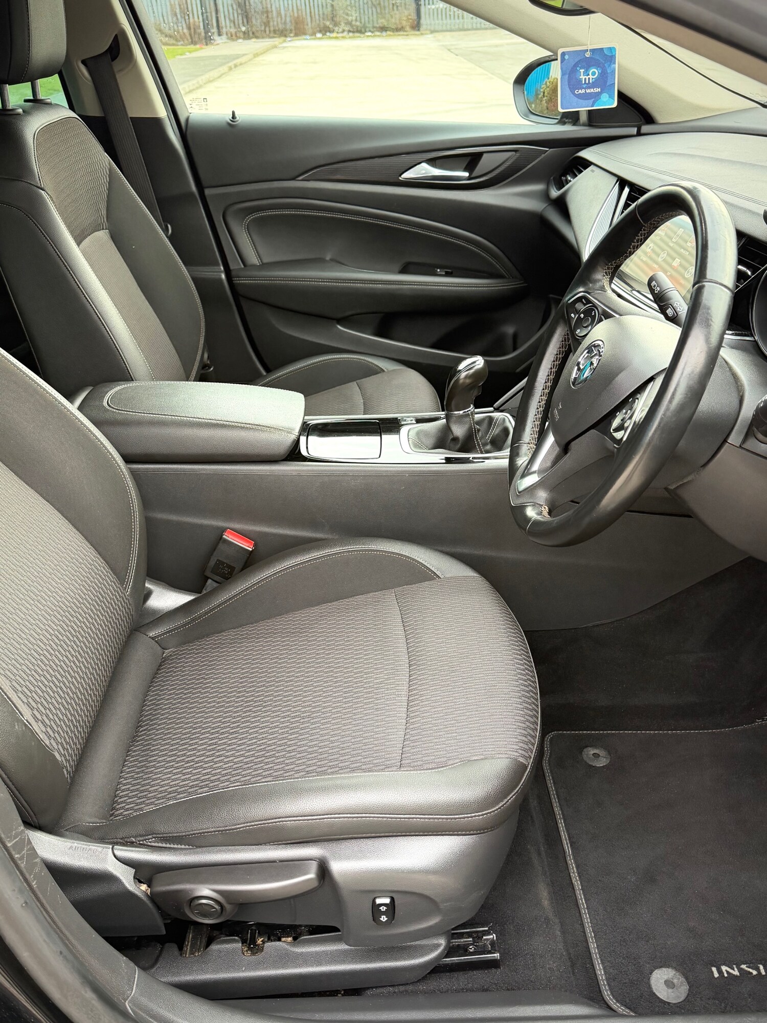 Used Vauxhall Insignia 2017 for sale - 77467848: Photo 12