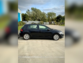 Used Volkswagen Golf 2013 for sale - 77055581: Photo