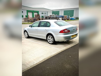 Used Skoda Superb 2012 for sale - 77289486: Photo