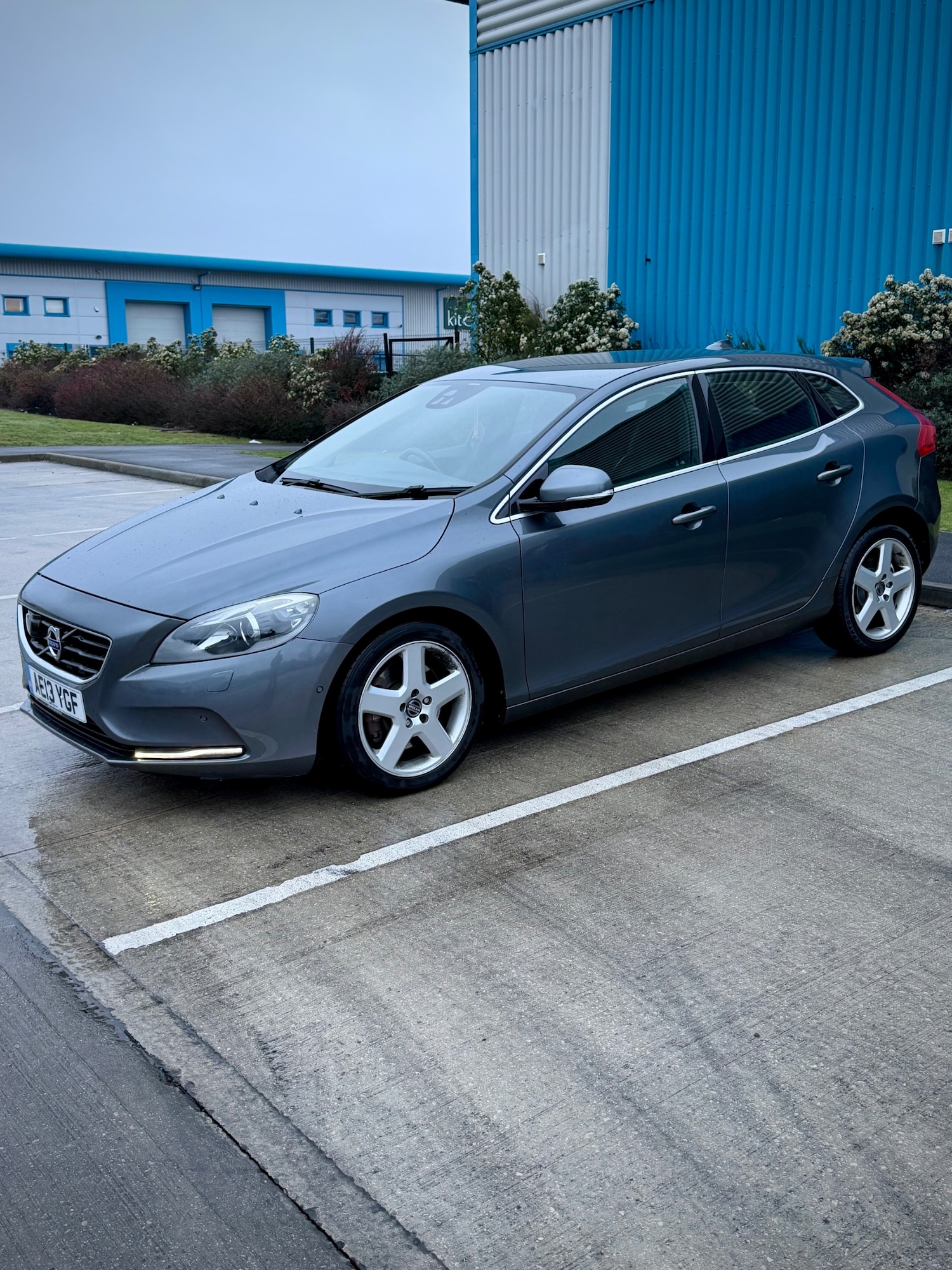Used Volvo V40 2013 for sale - 77618415: Photo 7