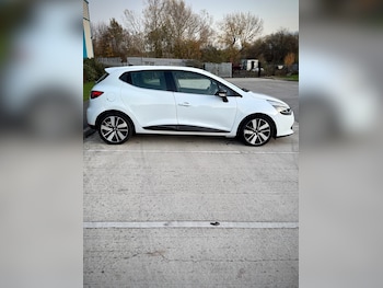 Used Renault Clio 2014 for sale - 76520350: Photo