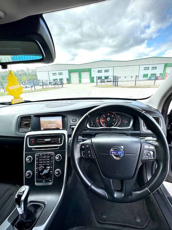 Used Volvo S60 2017 for sale - 76190342: Photo 13