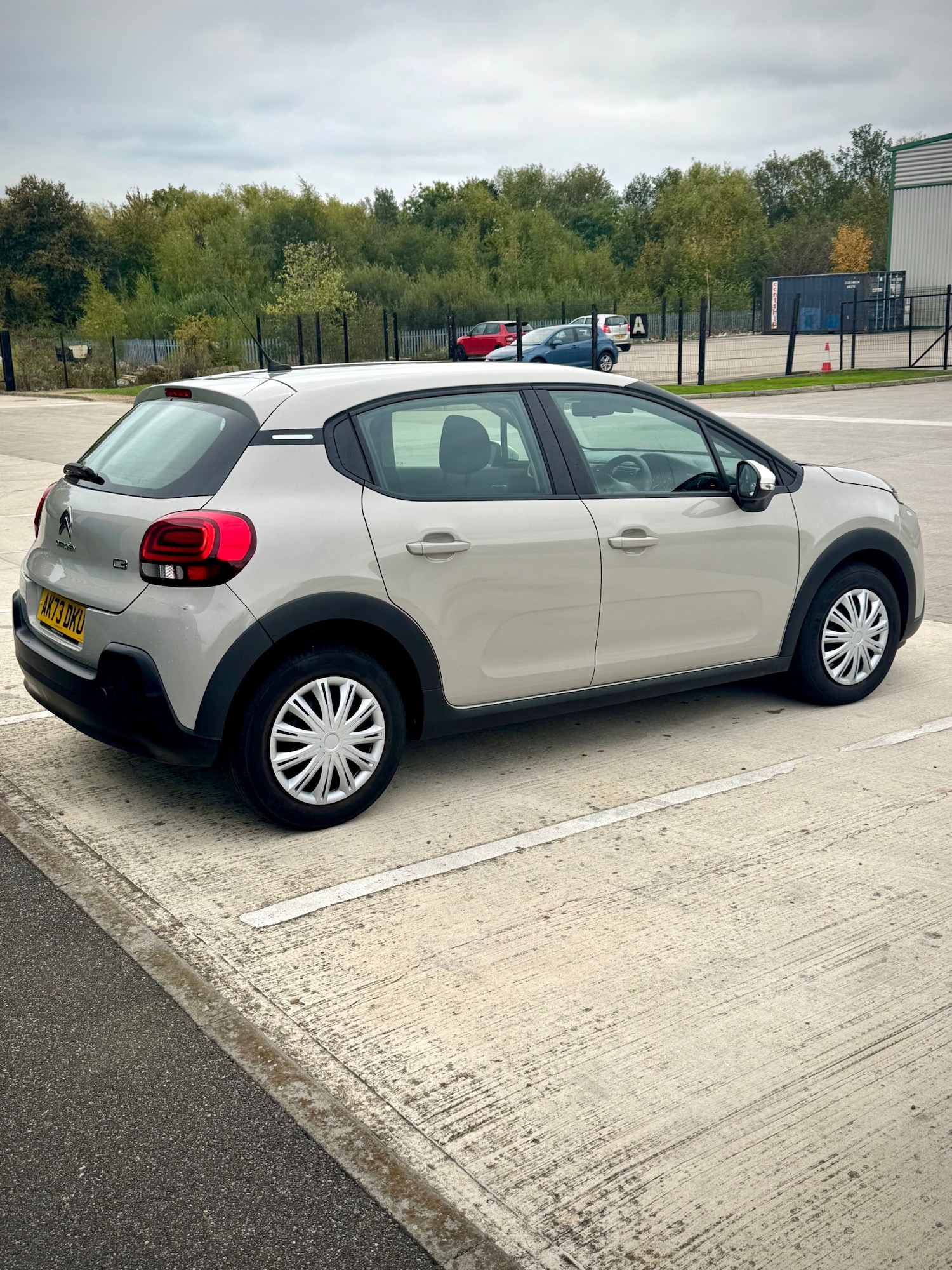 Used Citroen C3 2023 for sale - 76237281: Photo 3