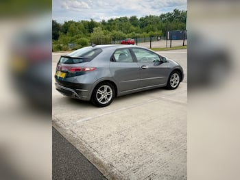 Used Honda Civic 2010 for sale - 79652802: Photo