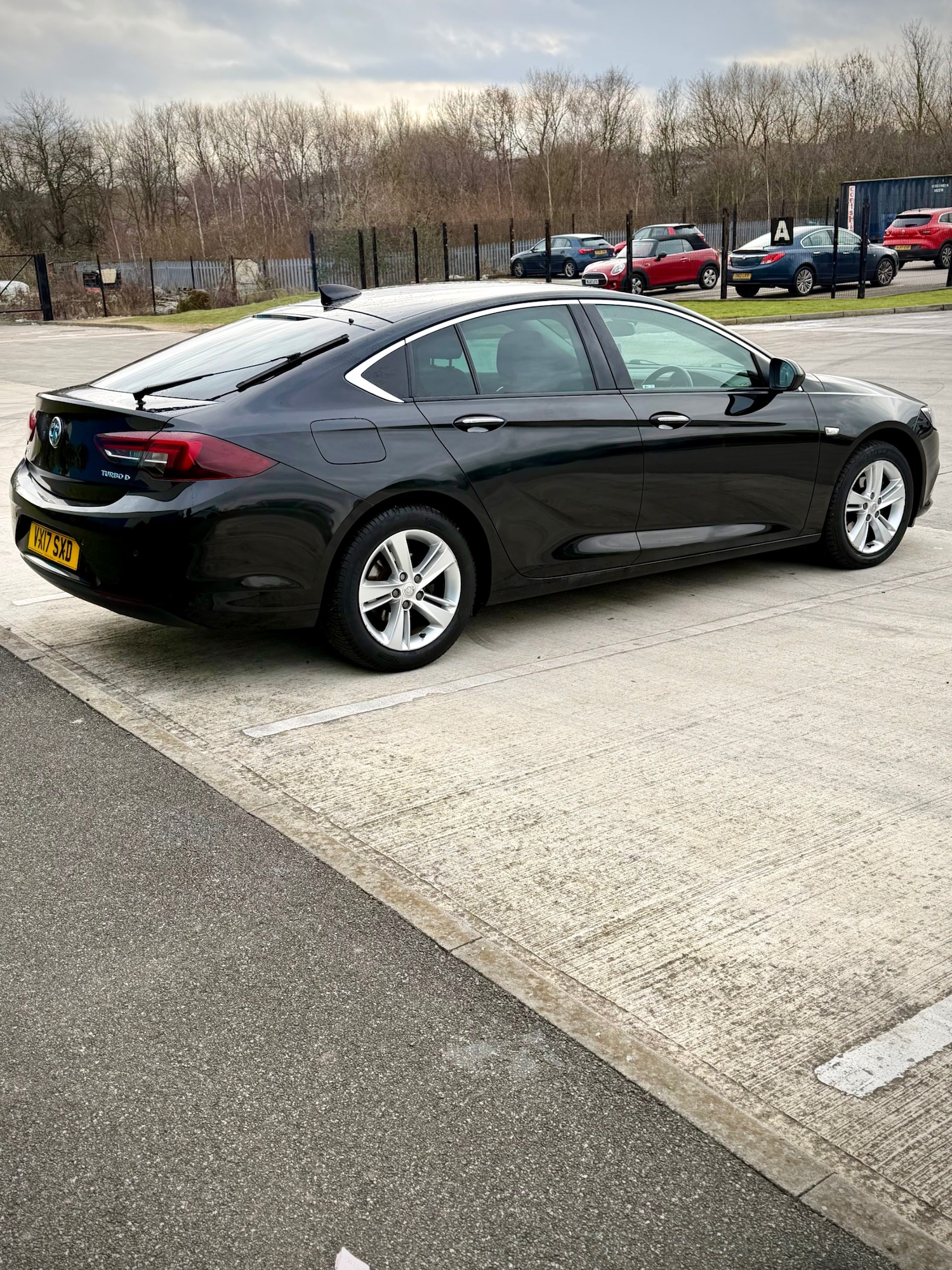 Used Vauxhall Insignia 2017 for sale - 77289567: Photo 3