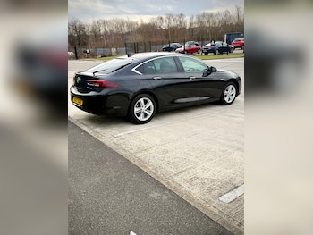 Used Vauxhall Insignia 2017 for sale - 77289567: Photo