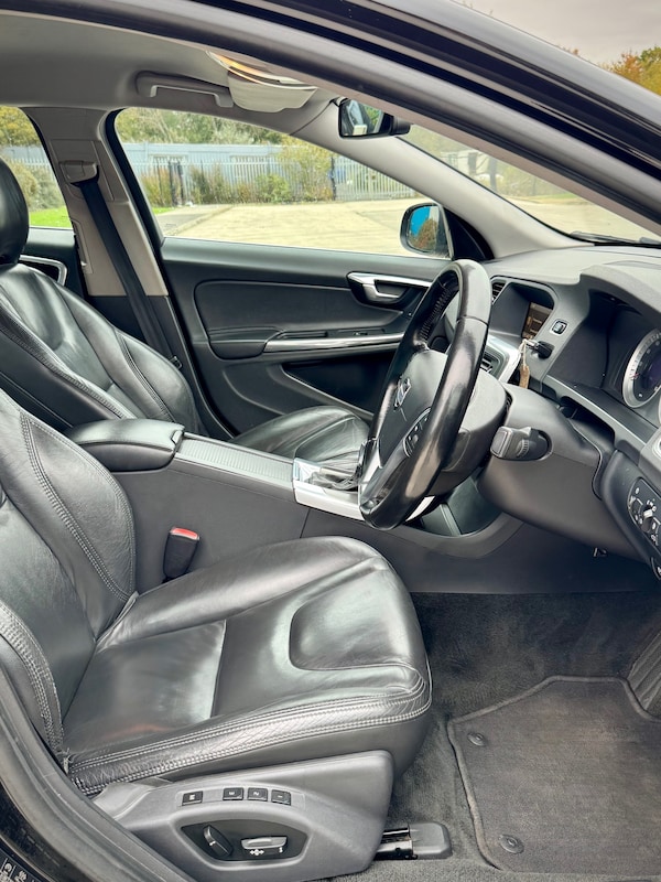 Used Volvo S60 2012 for sale - 76302927: Photo 12