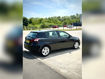 Used Peugeot 308 2015 for sale - 75536005: Photo