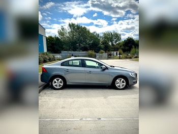 Used Volvo S60 2017 for sale - 75587512: Photo