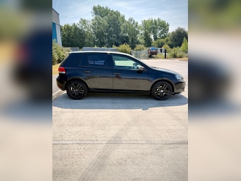 Used Volkswagen Golf 2009 for sale - 79312317: Photo