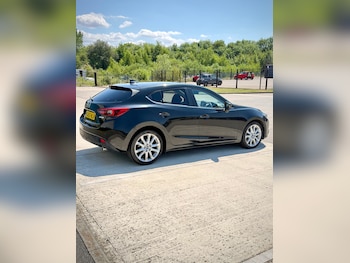 Used Mazda Mazda3 2015 for sale - 79383592: Photo